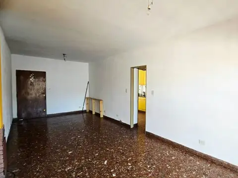 Venta departamento 4 ambientes balcon Parque Chas