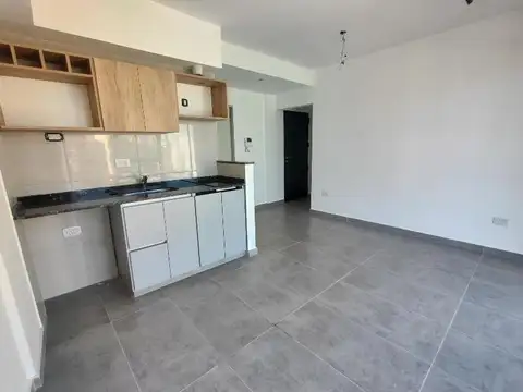 Coronel Ramón Lorenzo Falcón 1600