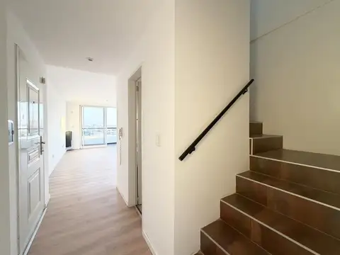 Departamento en Alquiler en Abasto, $ 1.800.000