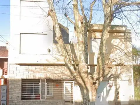 Depto Tipo Casa en Venta de 5 dormitorios