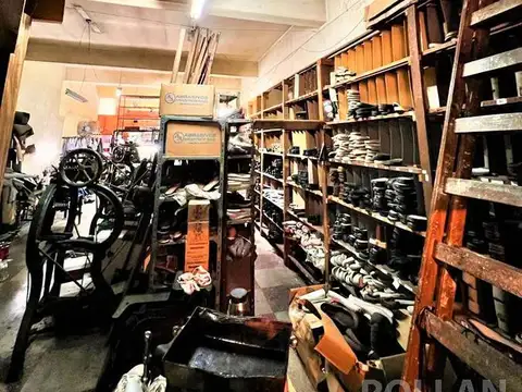 Local en Venta 50 años