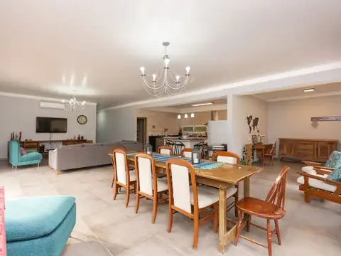 CASA VENTA BARRIO PARQUE PERO - Del viso