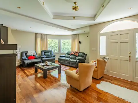 CASA VENTA DE  LOTE DE 2180/ LAUQUEN APTO CREDITO!