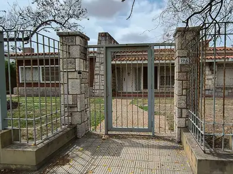 VENTA CASA PARQUE CAPITAL GRAN TERRENO RUTA 20