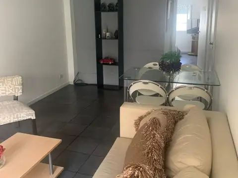 Departamento en Alquiler en San Isidro Centro, $ 850.000