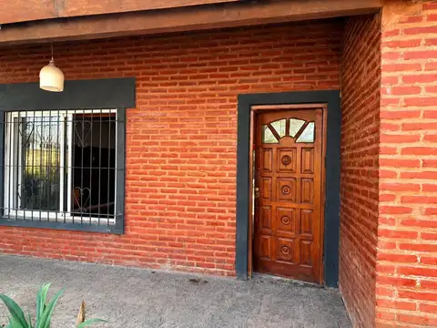 ALQUILER CHALET EN TORTUGUITAS