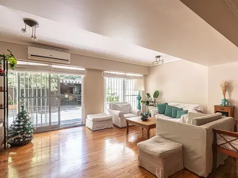 Departamento en Venta con 2 cocheras