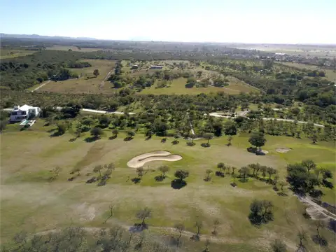 Lote CENTRAL de +1066 m2 en Country Golf de ALTA GRACIA- Etapa 1