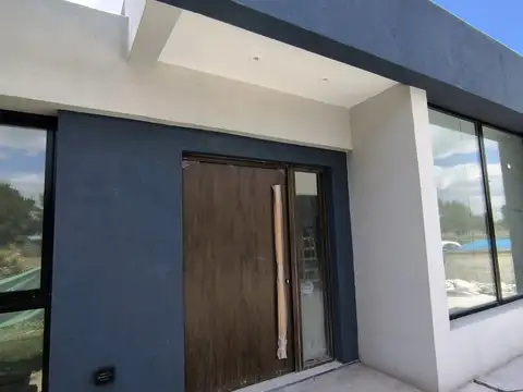 Casa en Alquiler de 3 dormitorios