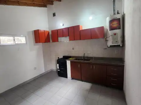 Depto Tipo Casa en Alquiler de 1 dormitorio