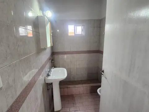 Alquiler PH 2 ambientes  - 70 m2 totales