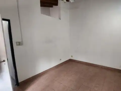 Depto Tipo Casa 2 ambientes con 1 baño