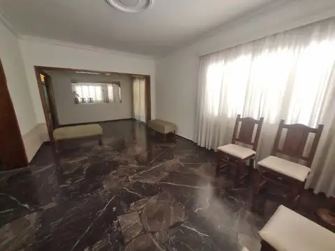 Casa en Alquiler de 3 dormitorios