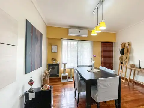 Depto Tipo Casa 5 ambientes con 2 baños