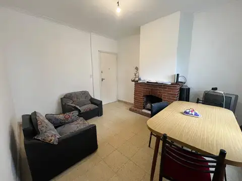 Depto Tipo Casa 3 ambientes con 1 baño
