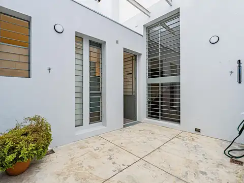 Depto Tipo Casa en Venta en Villa Urquiza, USD 127.000