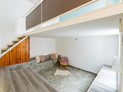 Depto Tipo Casa 2 ambientes con 1 baño