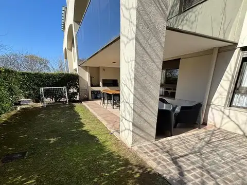 Departamento en Alquiler con 2 cocheras