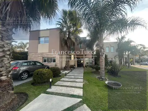 Casa en Haras Maria Victoria