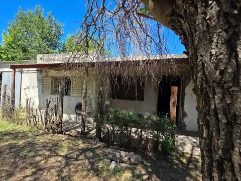 Casa Local Galpón a refaccionar VENTA Luján, Bs As