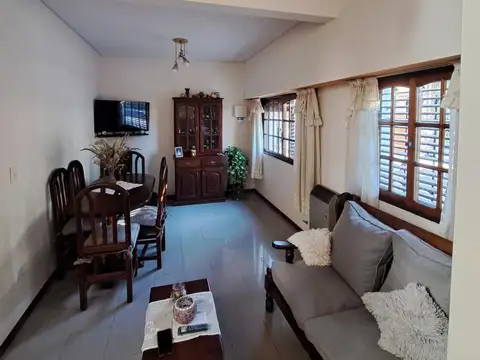 Depto Tipo Casa en Venta de 3 dormitorios