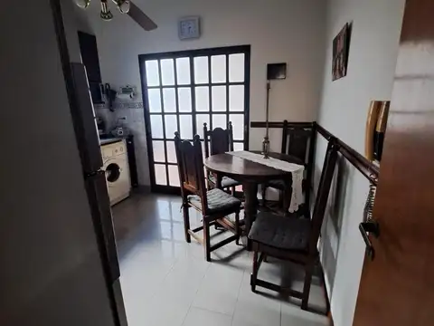 Depto Tipo Casa en Venta con 2 cocheras
