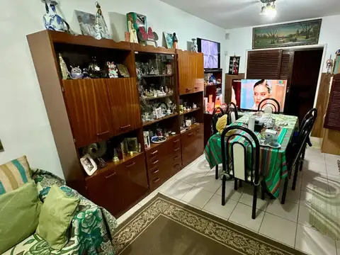 CASA 4 AMB VENTA MINISTRO RIVADAVIA GARAGE