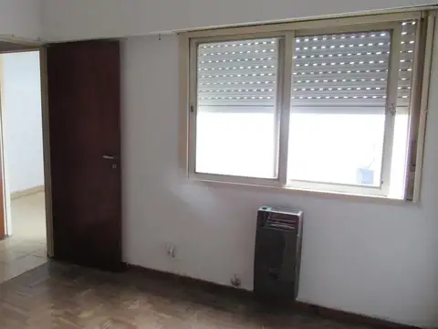 Departamento 4 ambientes con 1 baño