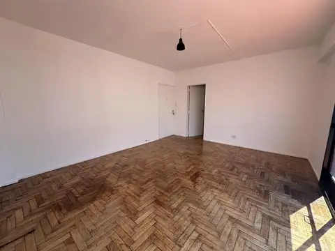 Departamento en Alquiler en Belgrano R, $ 650.000