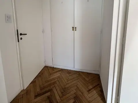 BELGRANO "R" - Balcón terraza  Reciclado! A dos cuadras de Plaza Castelli