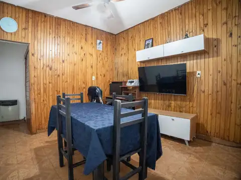 Depto Tipo Casa en Venta en Ramos Mejía, USD 55.000