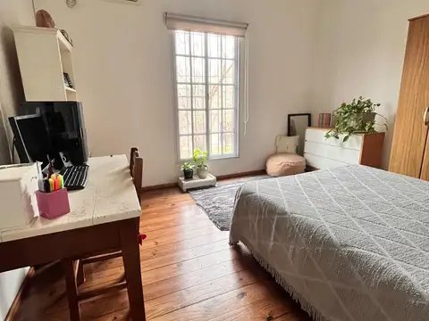 Casa 4 dormitorios con Jardín en Ministro Rivadavia