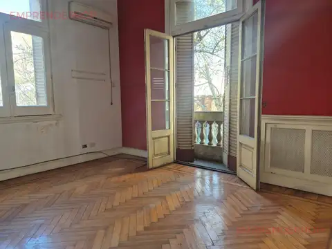 Departamento 6 ambientes con 3 baños
