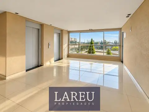 Oficina en Venta en Pilar, USD 108.000