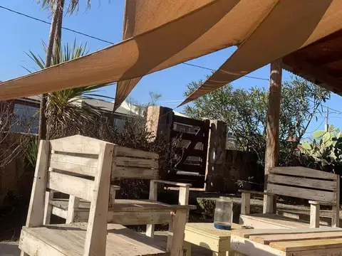 Oficina en Venta con 5 cocheras