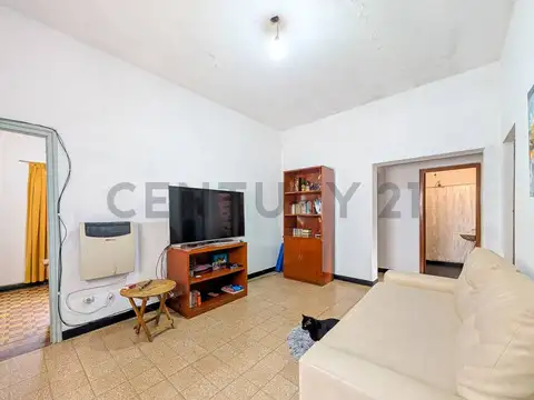 Casa 4 ambientes con 1 baño