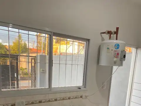Departamento en Alquiler en Ingeniero Adolfo Sourdeaux, $ 500.000