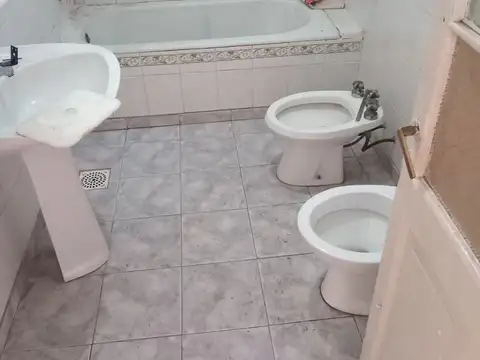 Depto Tipo Casa en Alquiler de 3 ambientes