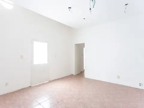 Venta Casa 9 Ambientes Liniers RETASADA 