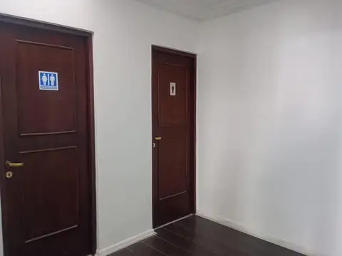 Oficina en Alquiler al Sur