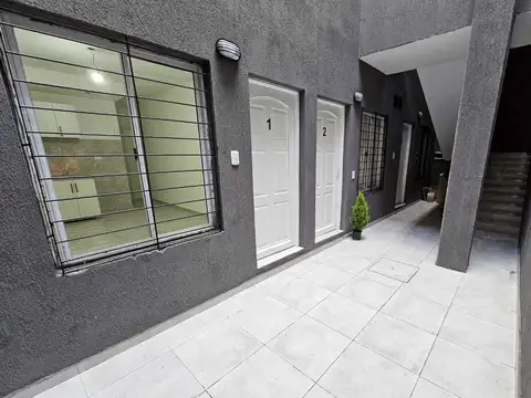 Depto 2 amb Venta Lomas del Mirador Patio Pta Baja