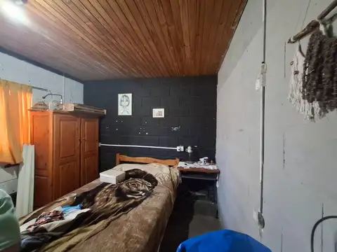 Se vende 2 casa y local comercial en Bialet Massé