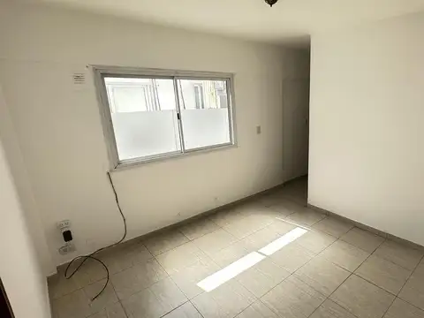 Departamento en Alquiler en Versalles, $ 520.000
