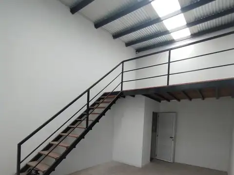 Local en Alquiler en Fisherton, $ 380.000