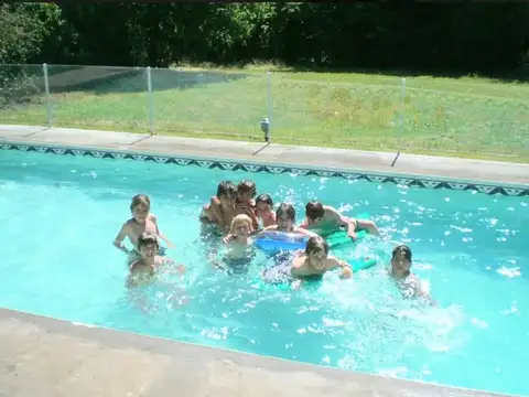 Casa 6 ambientes con 8 baños