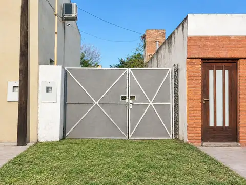 TERRENO CON CONSTRUCCIÓN DENTRO DE LOS 4BVS.