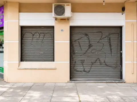Local Comercial en Esquina sobre Av. Mitre – Dos Unidades Unifcadas con Alta Visibilidad