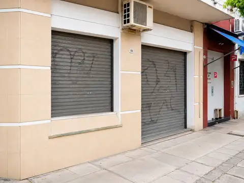 Local en Venta 40 años