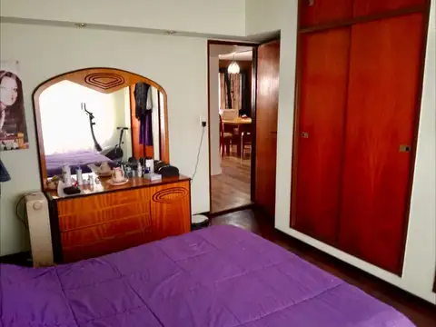 Venta Lomas del Mirador, Casa con parque y coheras