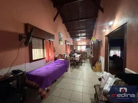 Casa 3 ambientes con 1 baño